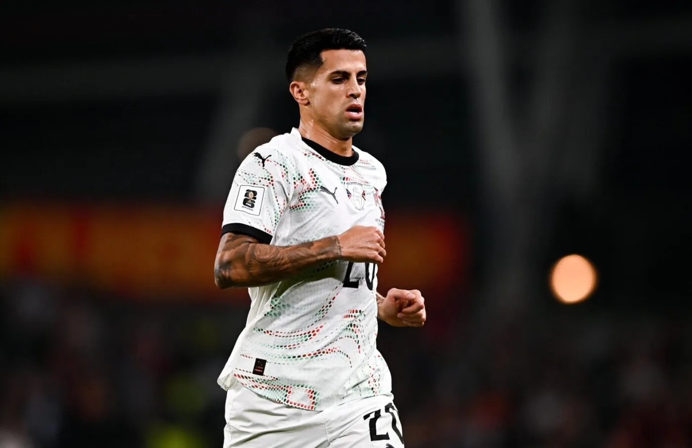 João Cancelo de retour au Barça après quelques frayeurs