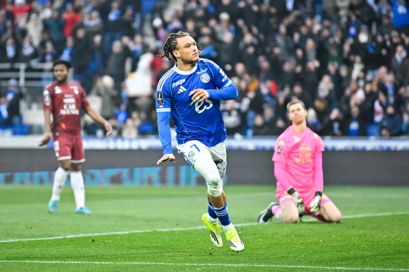 Strasbourg domine Metz dans le derby de l’Est