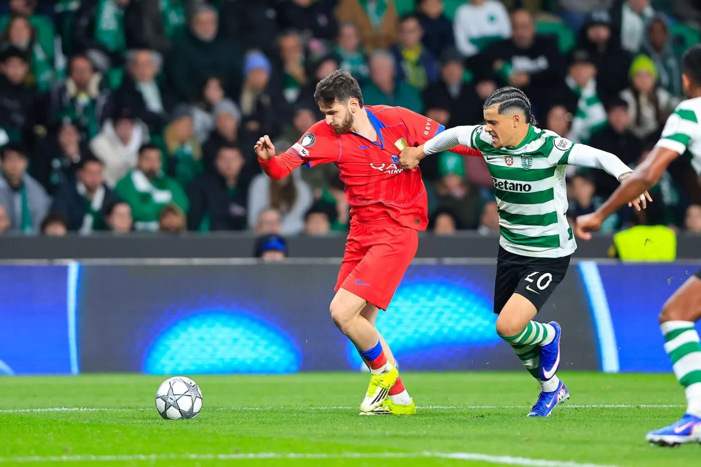 Fin de la récré pour Paris, battu par le Sporting