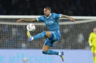 Encore un départ à Naples