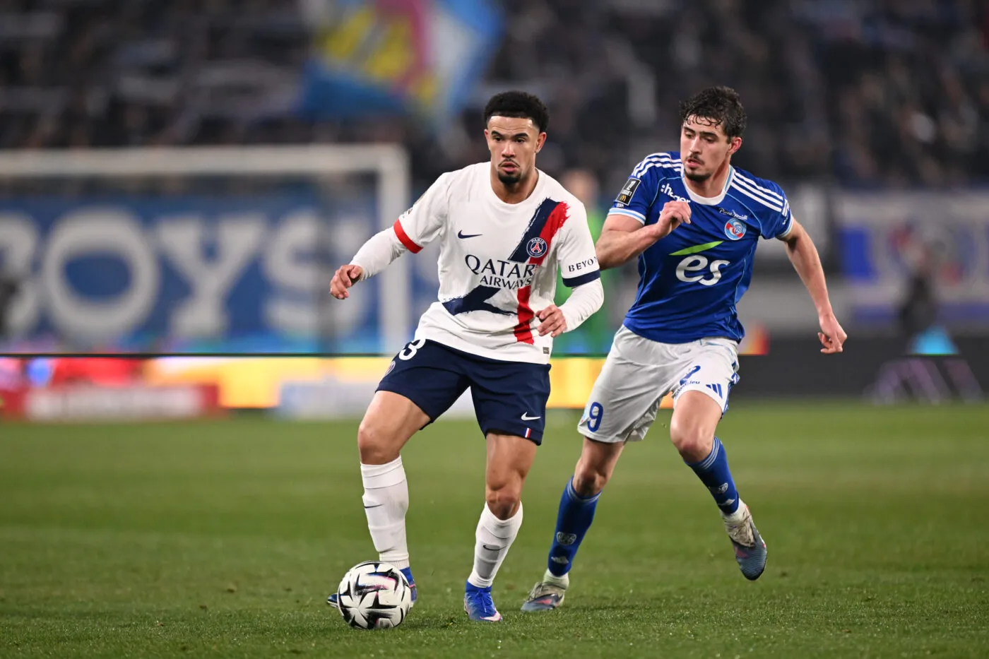 Réduit à dix, le PSG s’impose à Strasbourg