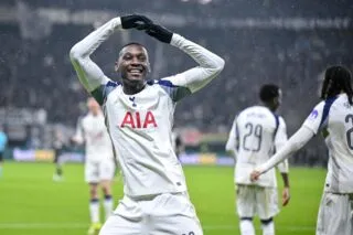 Randal Kolo Muani quittera pas Tottenham (pour l'instant)