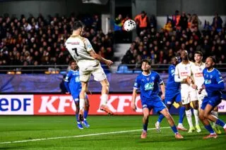 Lens écoeure Troyes et file en quarts