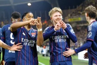 Lyon continue sa folle série et monte sur le podium