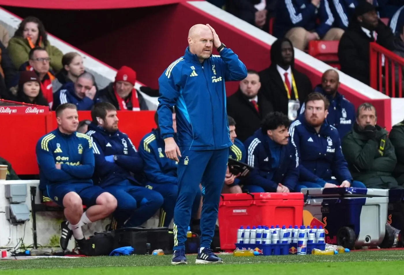 Comme l’OM, Nottingham Forest a viré son entraîneur en pleine nuit