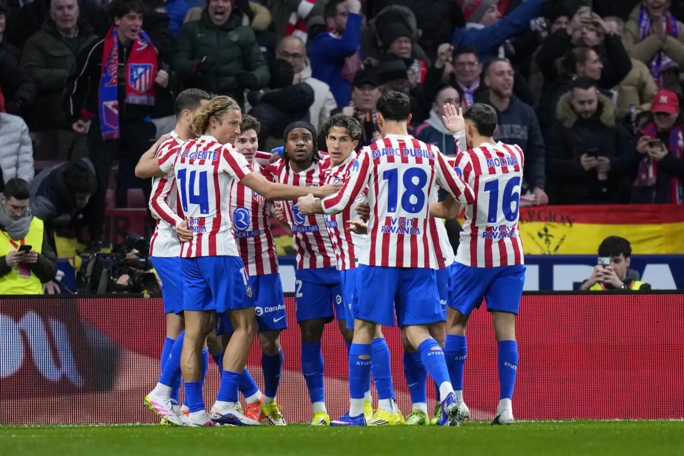 L’Atlético gifle le Barça et prend une option sur la finale