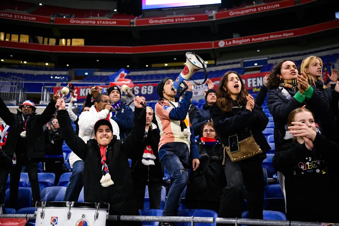 Les supporters de l’OL Lyonnes boycottent la finale de la Coupe LFFP à Abidjan