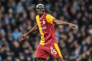 À Naples, Victor Osimhen s’est senti « traité comme un chien »