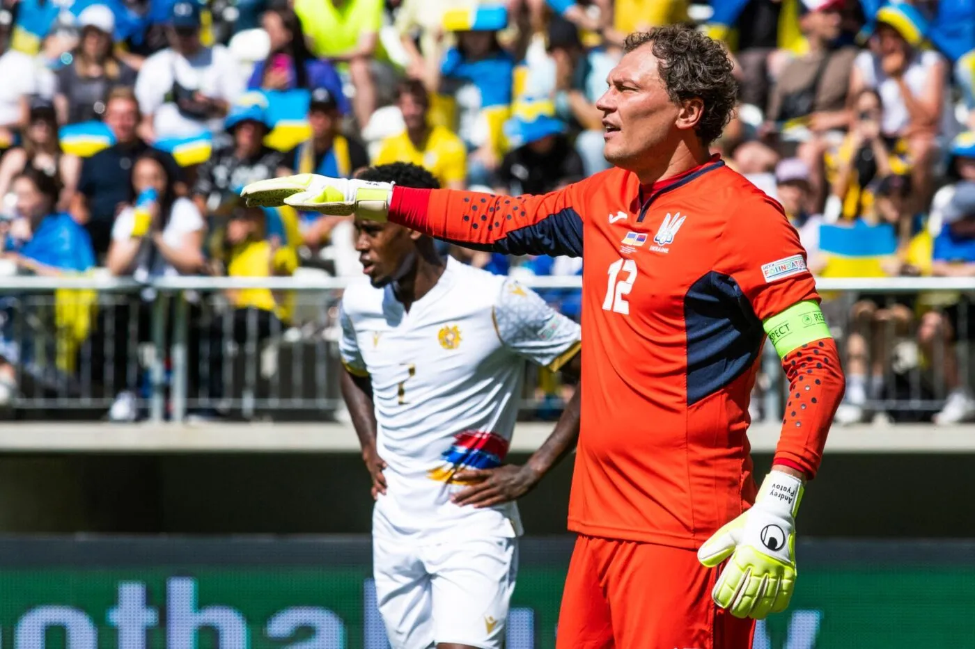 Andriy Pyatov : « Vivre la guerre en Ukraine et la regarder à la télé sont deux réalités différentes »