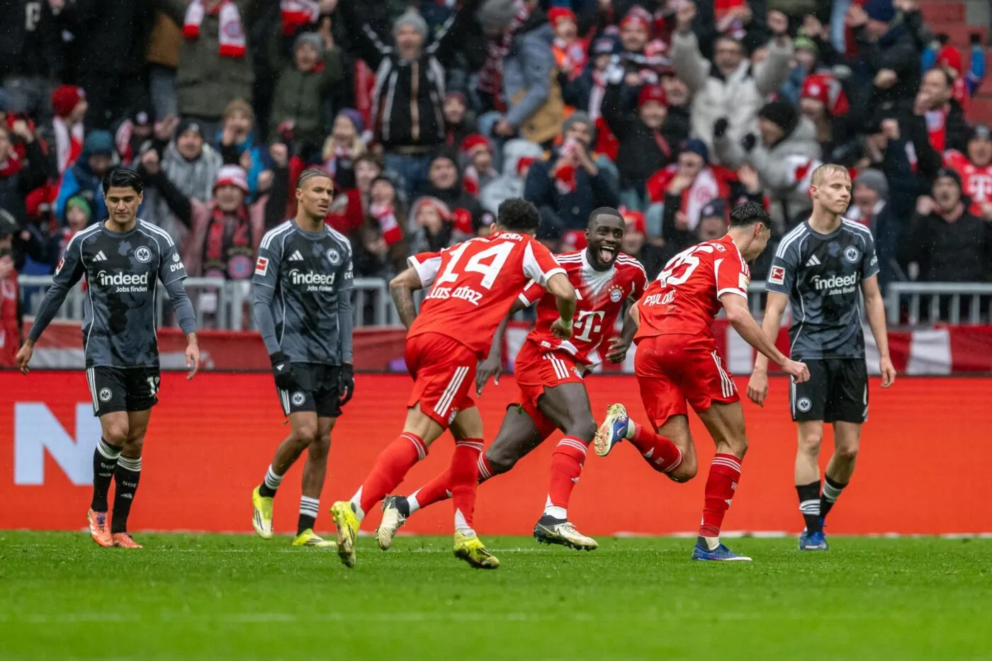 Le Bayern se fait peur, mais assure l’essentiel face à Francfort