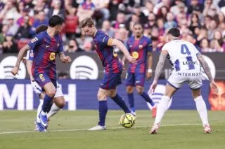 Le Barça enfonce Levante et récupère la première place en Liga