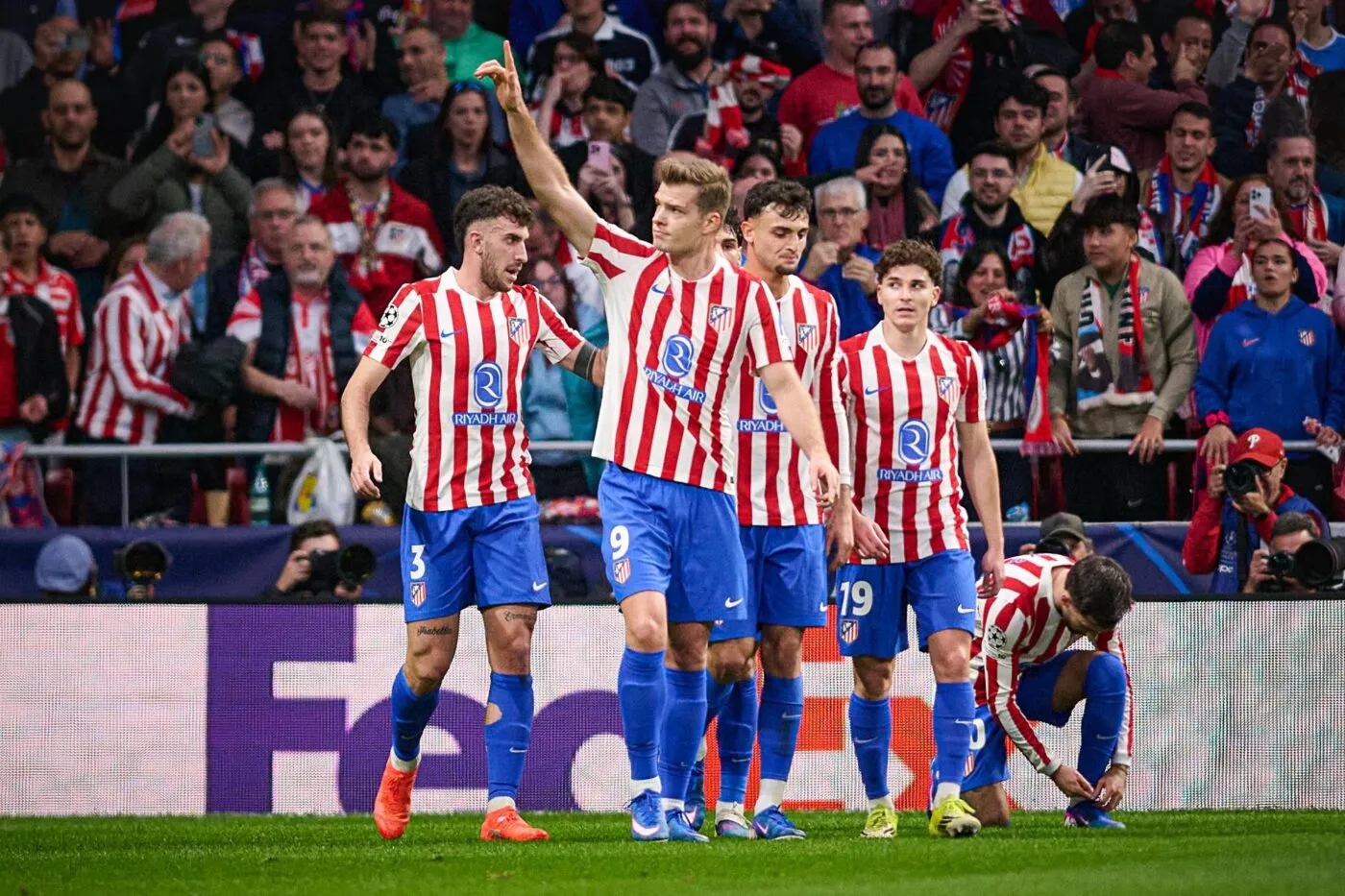 Sorloth écrase Bruges et envoie l’Atlético en huitièmes