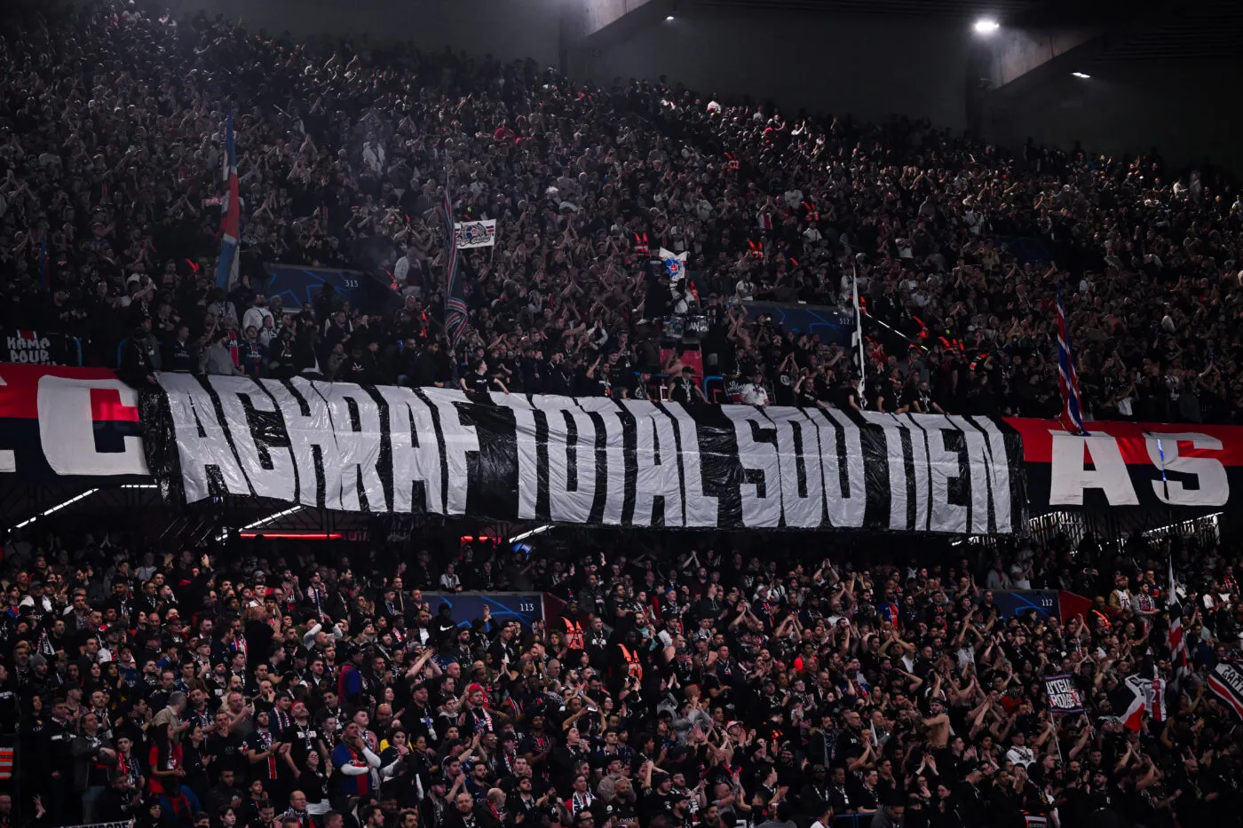 « Une minimisation de ce que représente un viol » : une banderole pour Hakimi qui pose problème