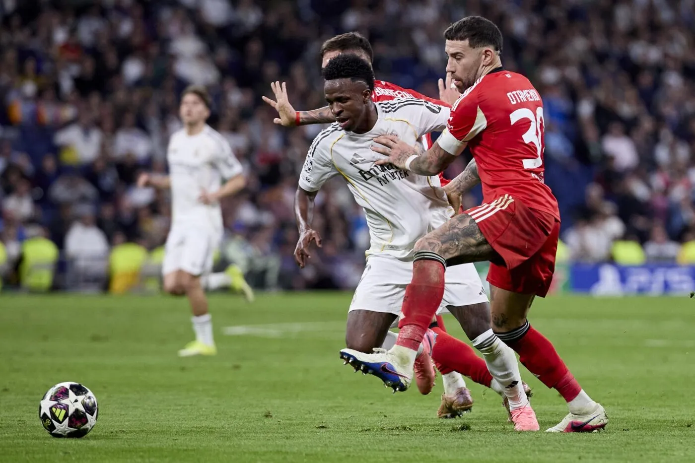 Le frère d'Otamendi aurait publié une image raciste à l'encontre de Vinícius Júnior