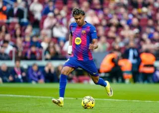 Un premier triplé pour Yamal et le Barça calme Villarreal