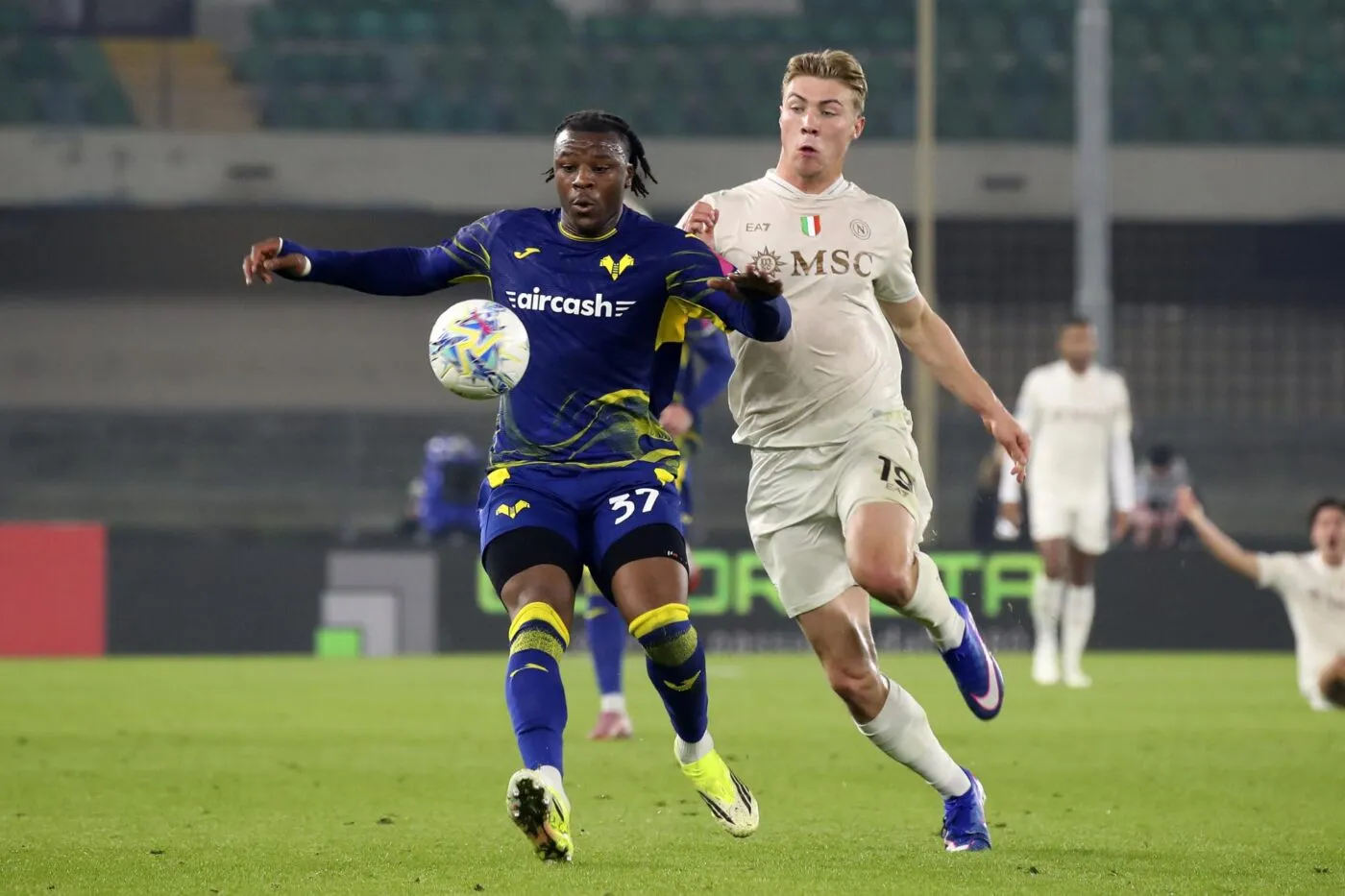 Sur le gong, le Napoli s’offre trois points face au Hellas