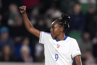 Qualifications au Mondial 2027 : Les Bleues débutent leur campagne par une victoire poussive