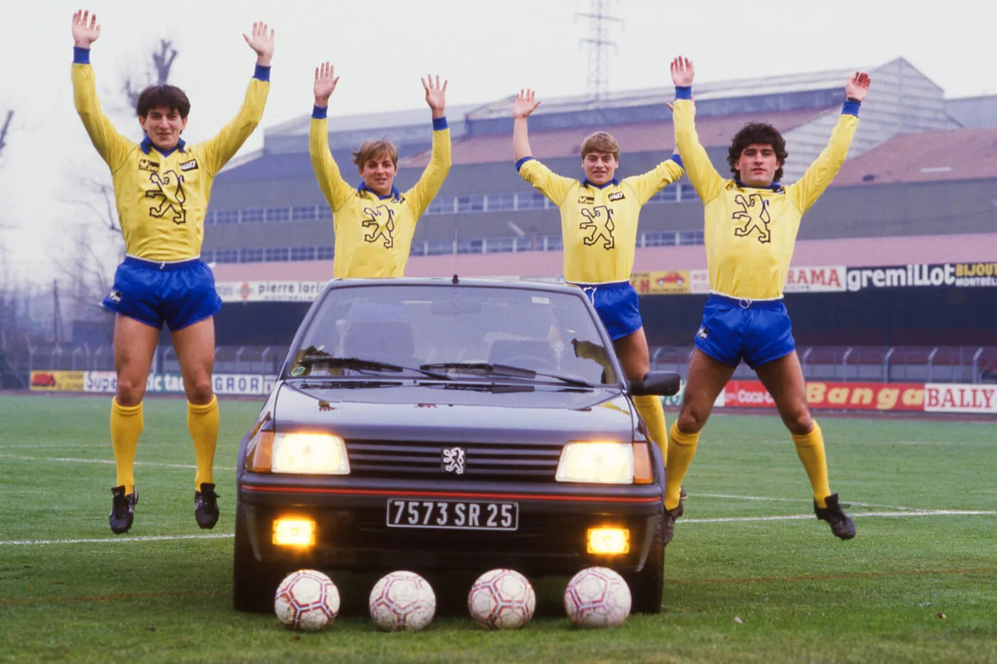 Peugeot revient à Sochaux et devient le nouveau sponsor maillot
