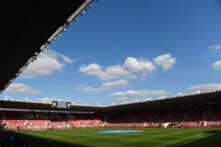 Les illuminations d'un pont font polémique à Southampton