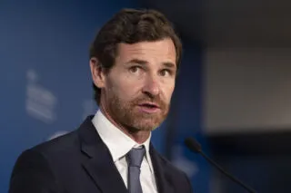 André Villas-Boas veut porter plainte contre Luis Suárez