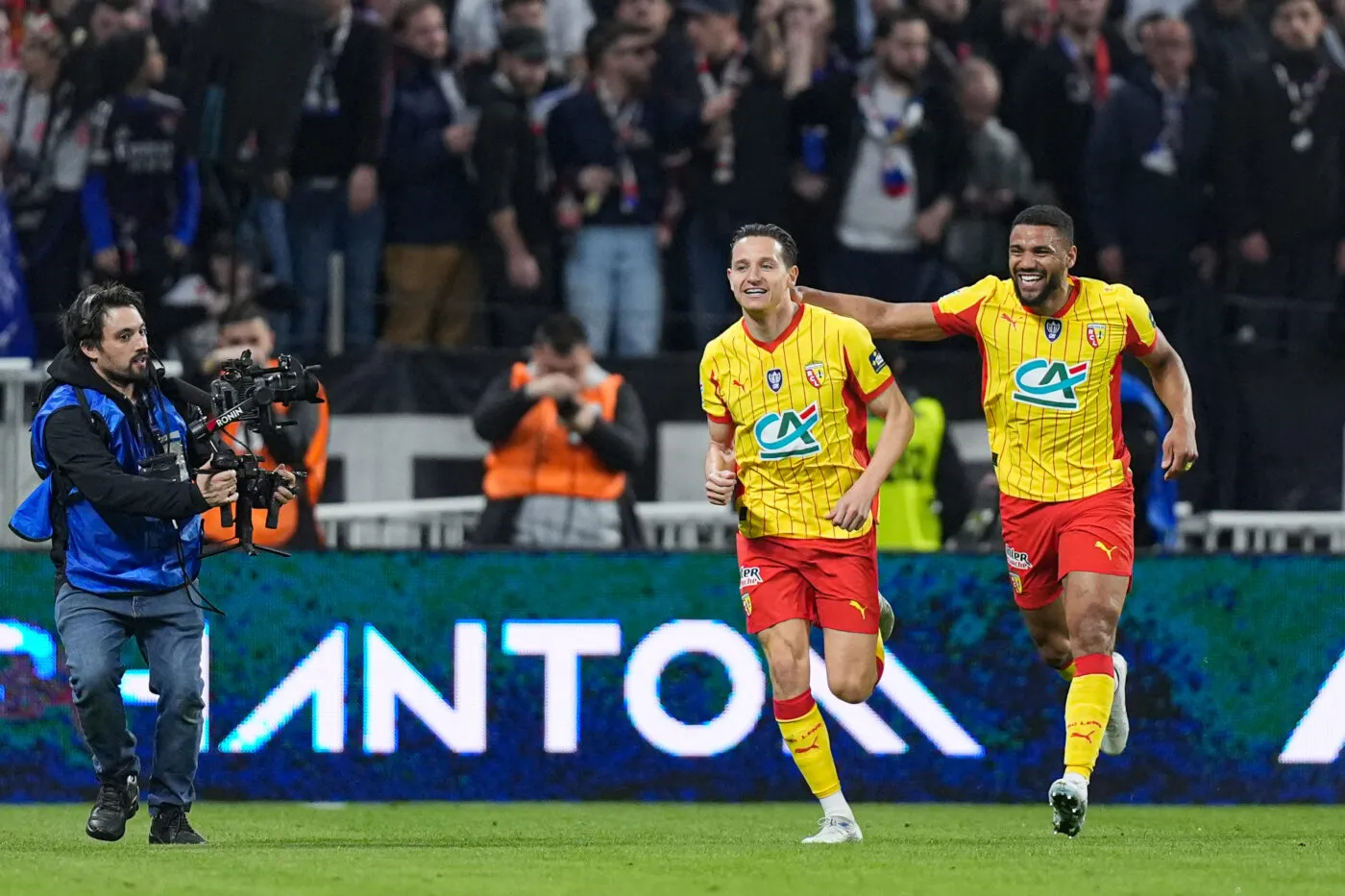 Lens fauche les rêves lyonnais
