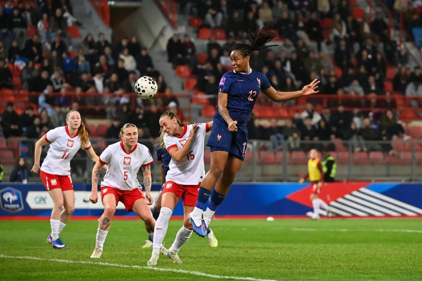 Qualifs Mondial 2027 : Les Bleues enchaînent solidement contre la Pologne