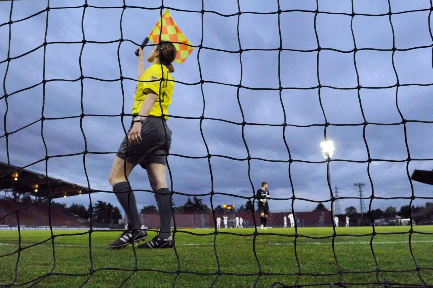 Une arbitre de 17 ans agressée par un entraîneur en Sardaigne