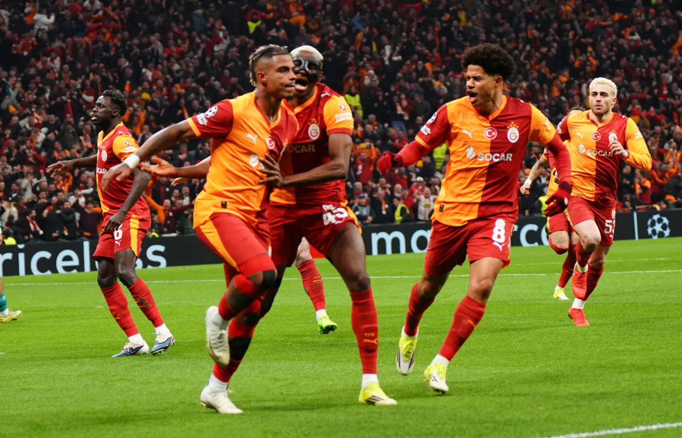 Galatasaray surprend Liverpool dans la chaleur du Rams Park