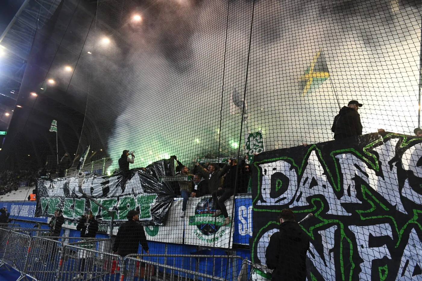 Dix blessés légers dans des bagarres avant Grenoble – Saint-Étienne