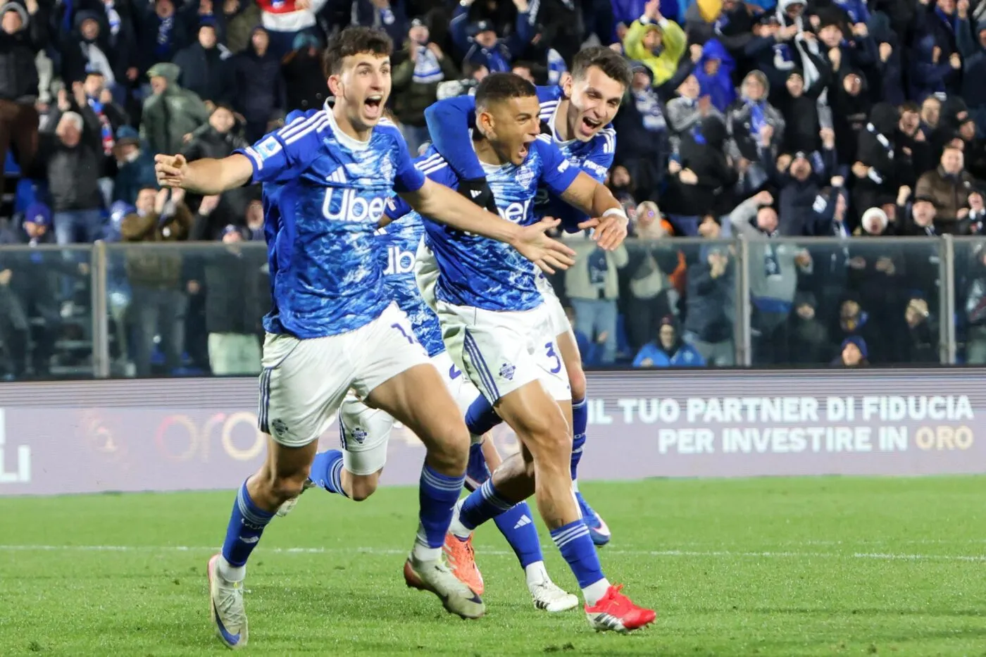 Côme continue sa saison de zinzin en Serie A