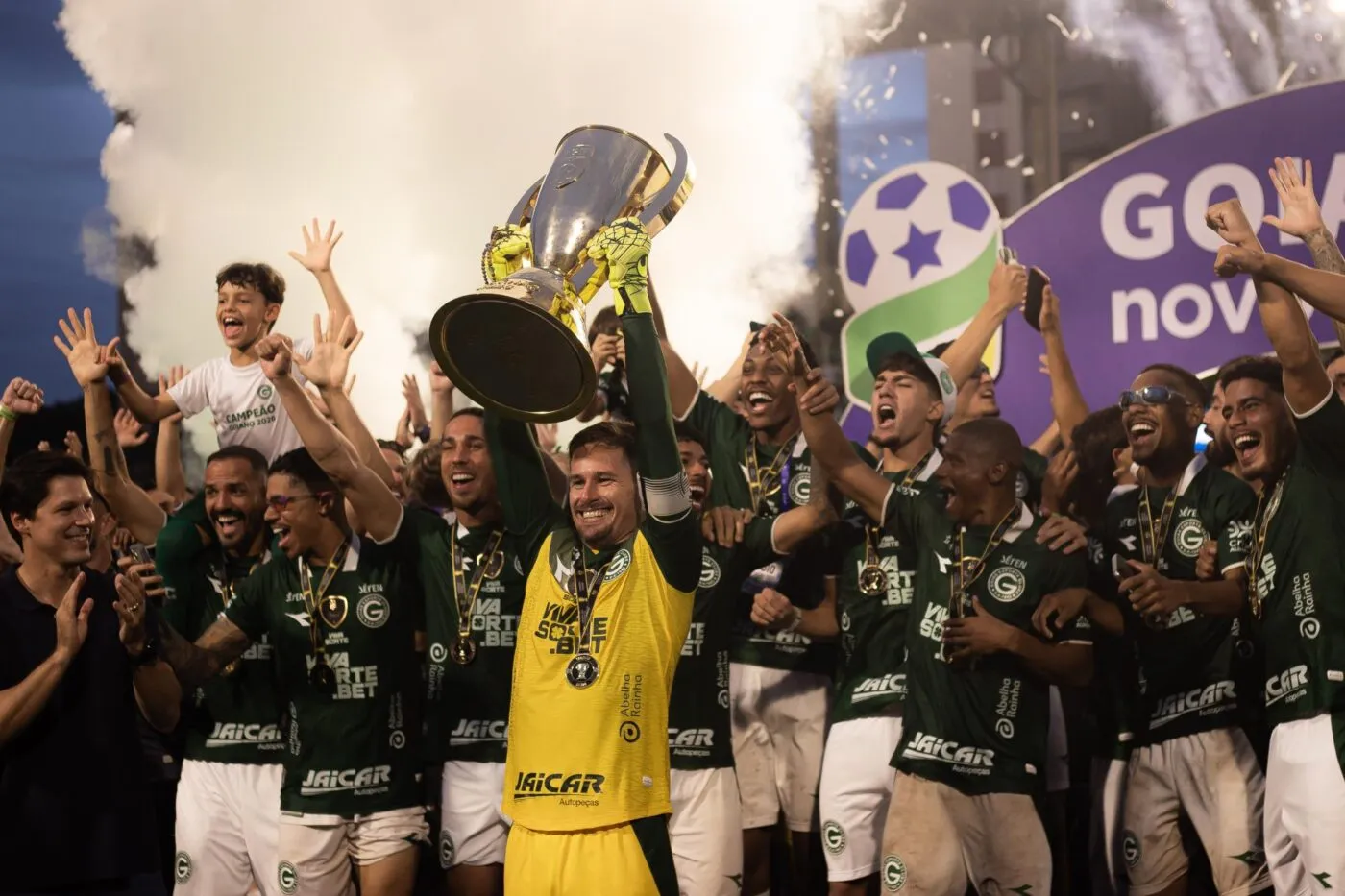 Un drone s’écrase avec le trophée du Goianão au Brésil