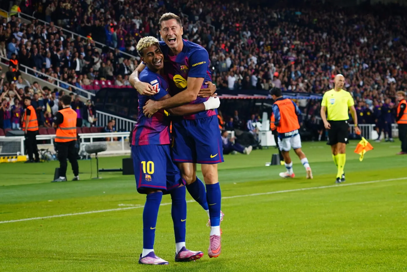 Yamal et Lewandowski battent des records contre Newcastle