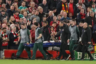 L'horrible blessure de Noa Lang contre Liverpool