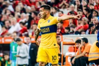 Carlos Tevez et Ousmane Dembélé changent complétement de style