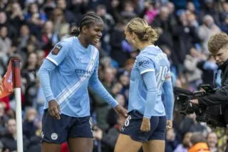 Manchester City sacré champion d'Angleterre après dix ans d'attente
