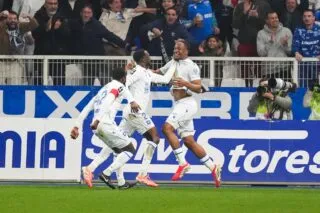 Réduit à dix, Auxerre fait le show à l'Abbé-Deschamps