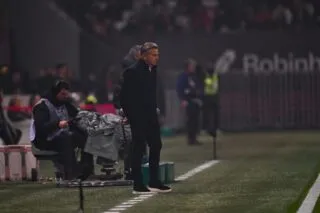 Claude Puel fustige la VAR