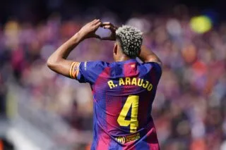 Barcelone s'impose difficilement avant le derby de Madrid