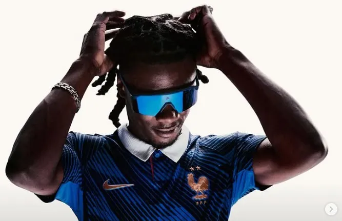 J&rsquo;aime/J&rsquo;aime pas : donnez votre avis sur les nouveaux maillots des Bleus