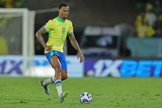 Un défenseur de moins pour le Brésil avant d'affronter la France