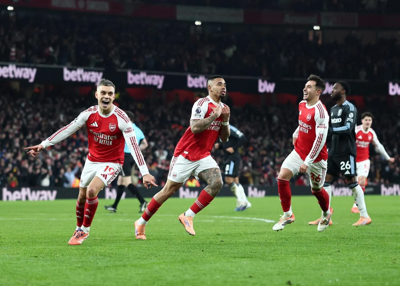 Au secours : il pourrait y avoir onze clubs anglais en Europe la saison prochaine