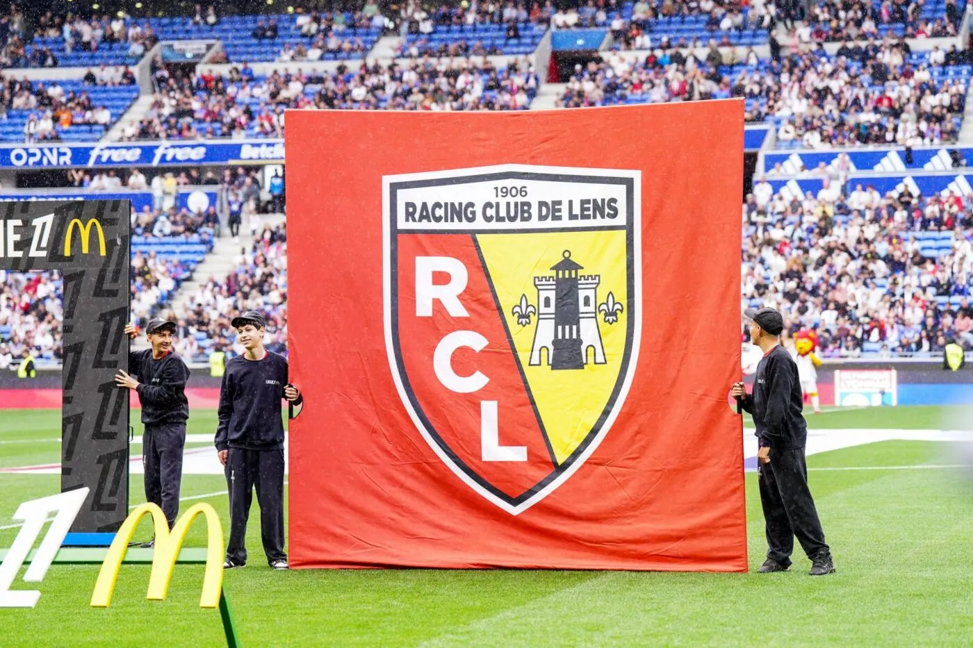 Lens répond à la LFP sur le report du match contre le PSG