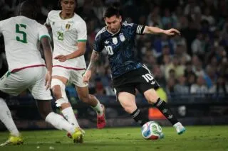 Malgré un but de Lefort, la Mauritanie s'incline face à des champions du monde peu inspirés