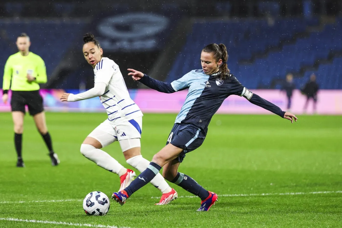 Romane Enguehard : « Quand on part en déplacement, j’achète le journal »