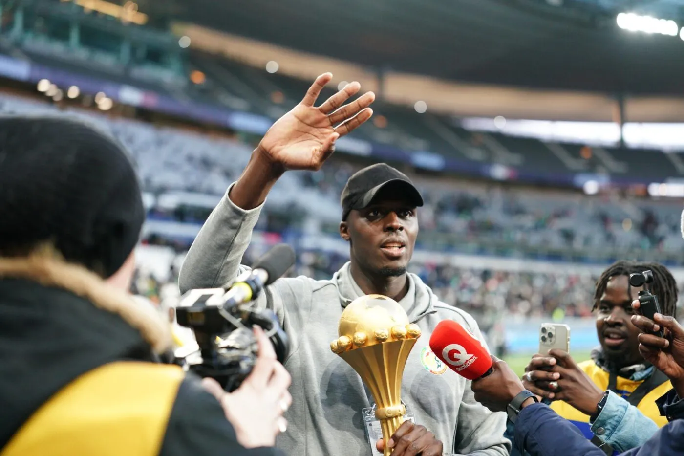 La fierté des Sénégalais après la présentation du trophée