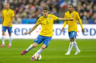 Une légende du football brésilien annonce sa retraite à cause de problèmes cardiaques