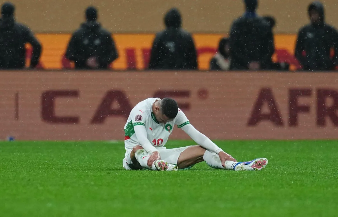Pendant le match face au Sénégal, le Maroc n’a pas contesté la décision arbitrale avant de revenir sur le terrain