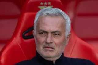 José Mourinho allume ses joueurs après un nouveau match nul