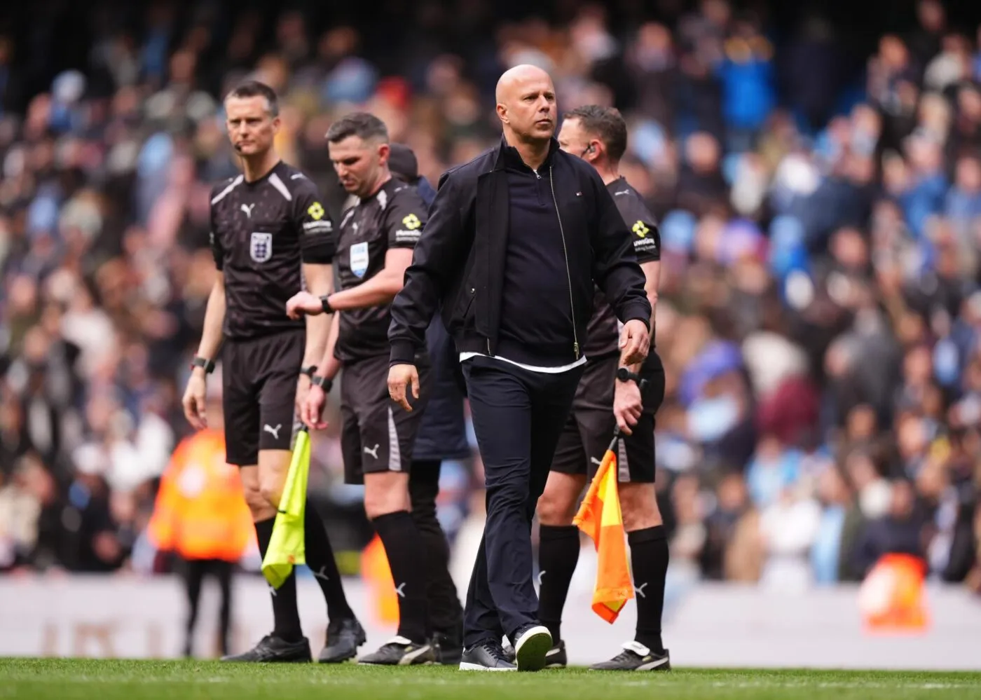 Arne Slot espère une réaction forte de ses joueurs face au PSG