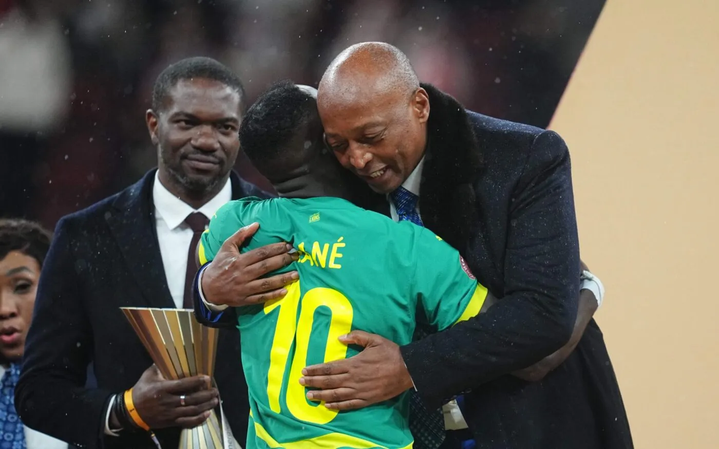 Le président de la CAF s’est rendu au Sénégal